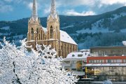 Kirche im Winter St. Johann/Pongau