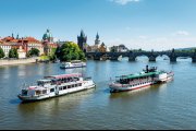 Schifffahrt auf der Moldau in Prag