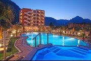 Tonelli Hotel Savoy-Palace